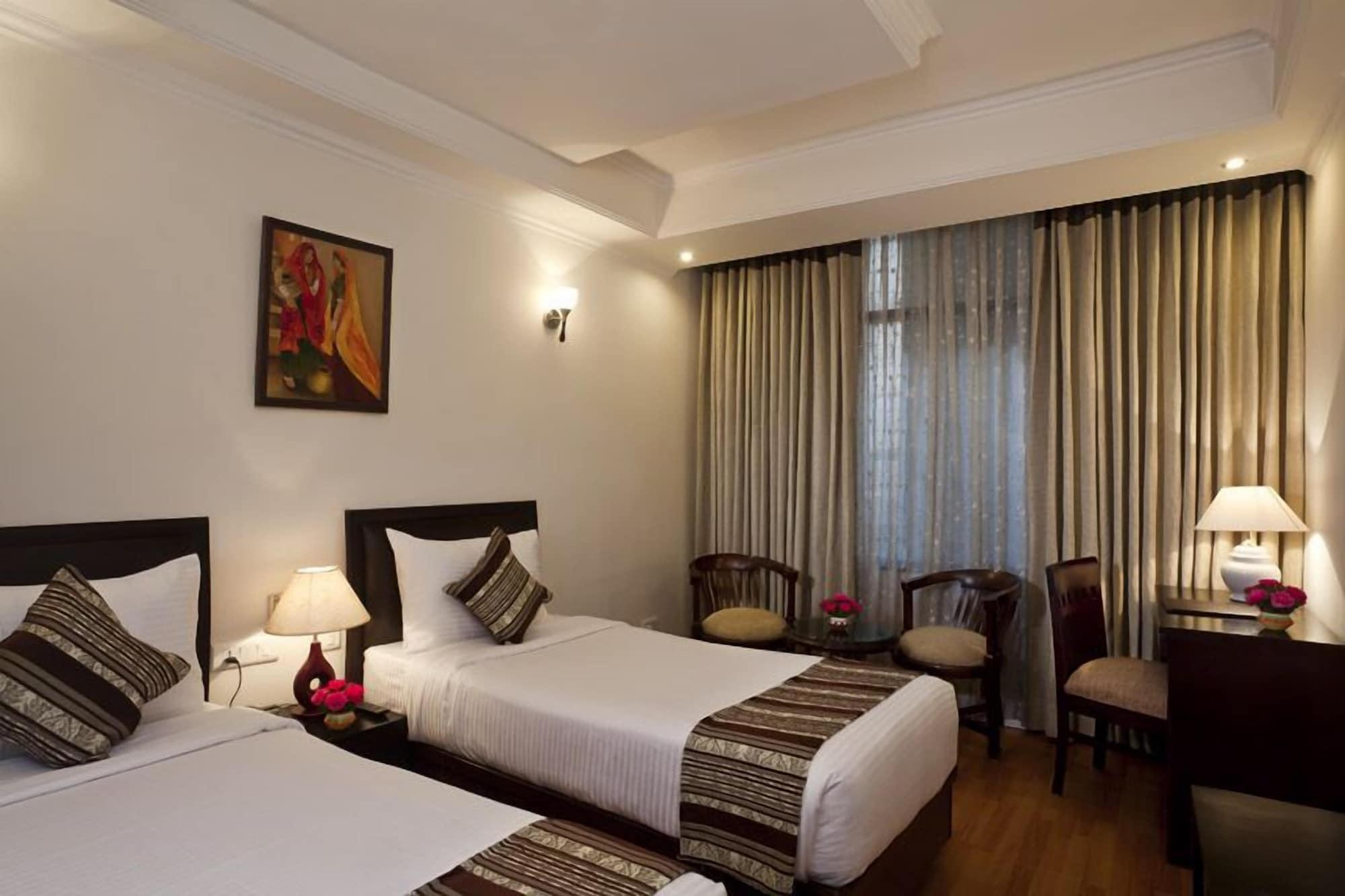 Hotel Saptagiri New Delhi Ngoại thất bức ảnh